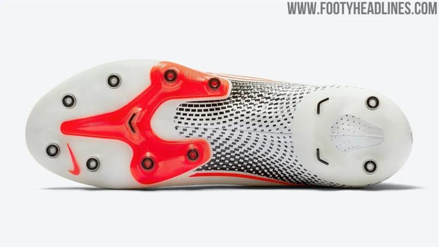 新配色nike02mercurial02superfly足球鞋产品图曝光
